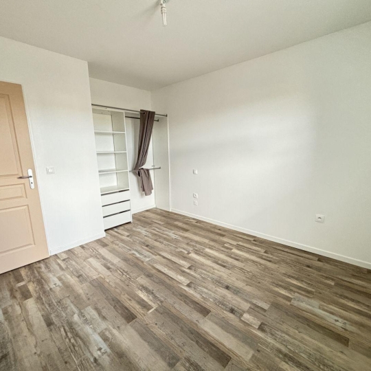  Annonces BOURG : Appartement | SAINT-PAUL-DE-VARAX (01240) | 82 m2 | 810 € 