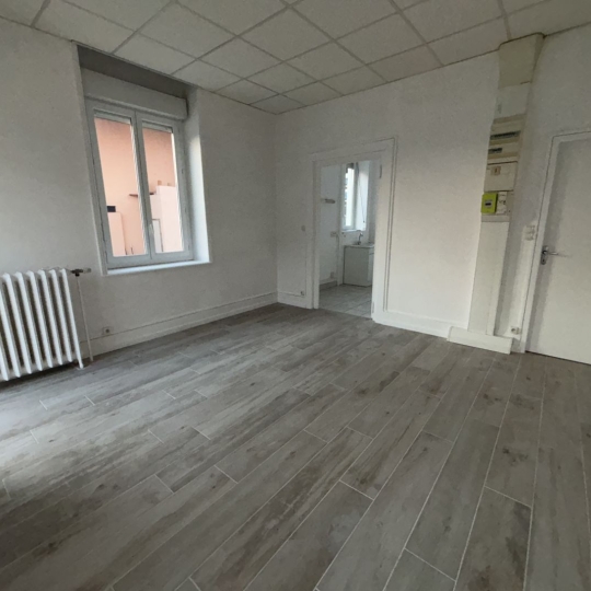  Annonces BOURG : Apartment | MEZERIAT (01660) | 40 m2 | 600 € 