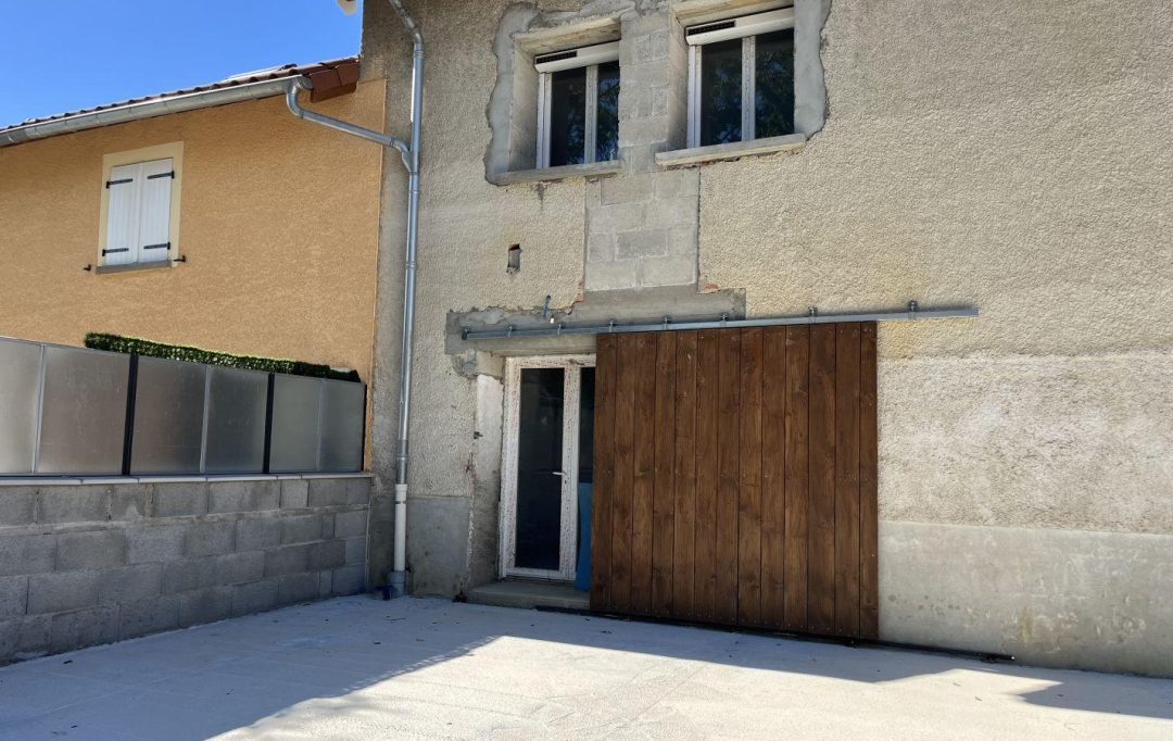 Annonces BOURG : Appartement | SAINT-PAUL-DE-VARAX (01240) | 82 m2 | 810 € 