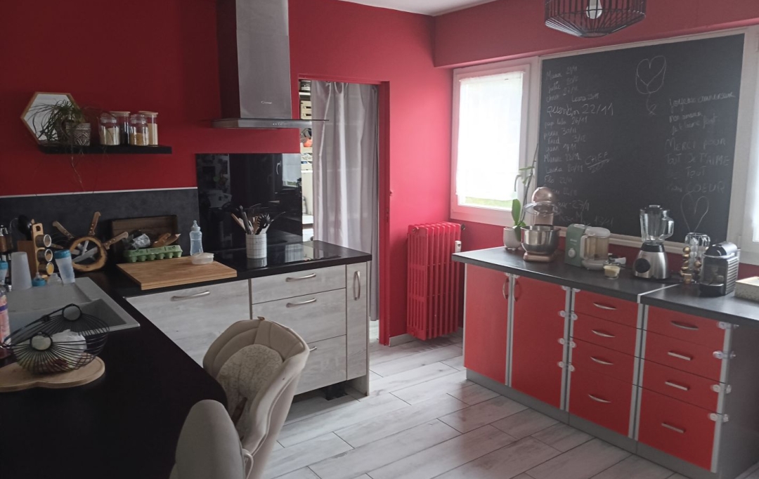 Annonces BOURG : Appartement | BOURG-EN-BRESSE (01000) | 87 m2 | 800 € 