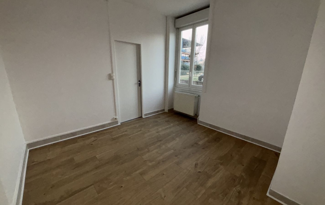 Annonces BOURG : Apartment | MEZERIAT (01660) | 40 m2 | 600 € 