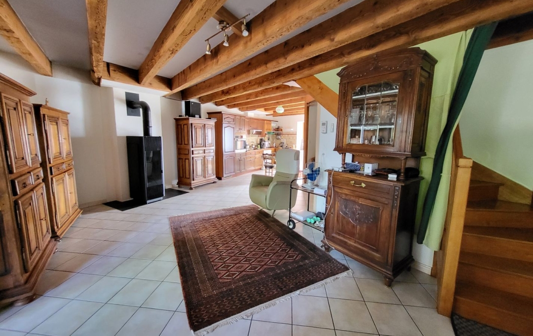 Annonces BOURG : Maison / Villa | SAINT-PAUL-DE-VARAX (01240) | 171 m2 | 293 000 € 